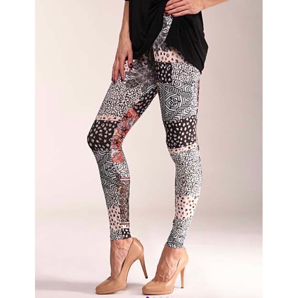 Pants - Black and White Patchwork Geometric Leggings